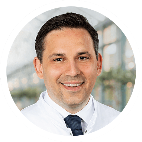 Portraitfoto von Priv.-Doz. Dr. Patrick Schuss, Direktor der Klinik für Neurochirurgie am BG Klinikum Unfallkrankenhaus Berlin